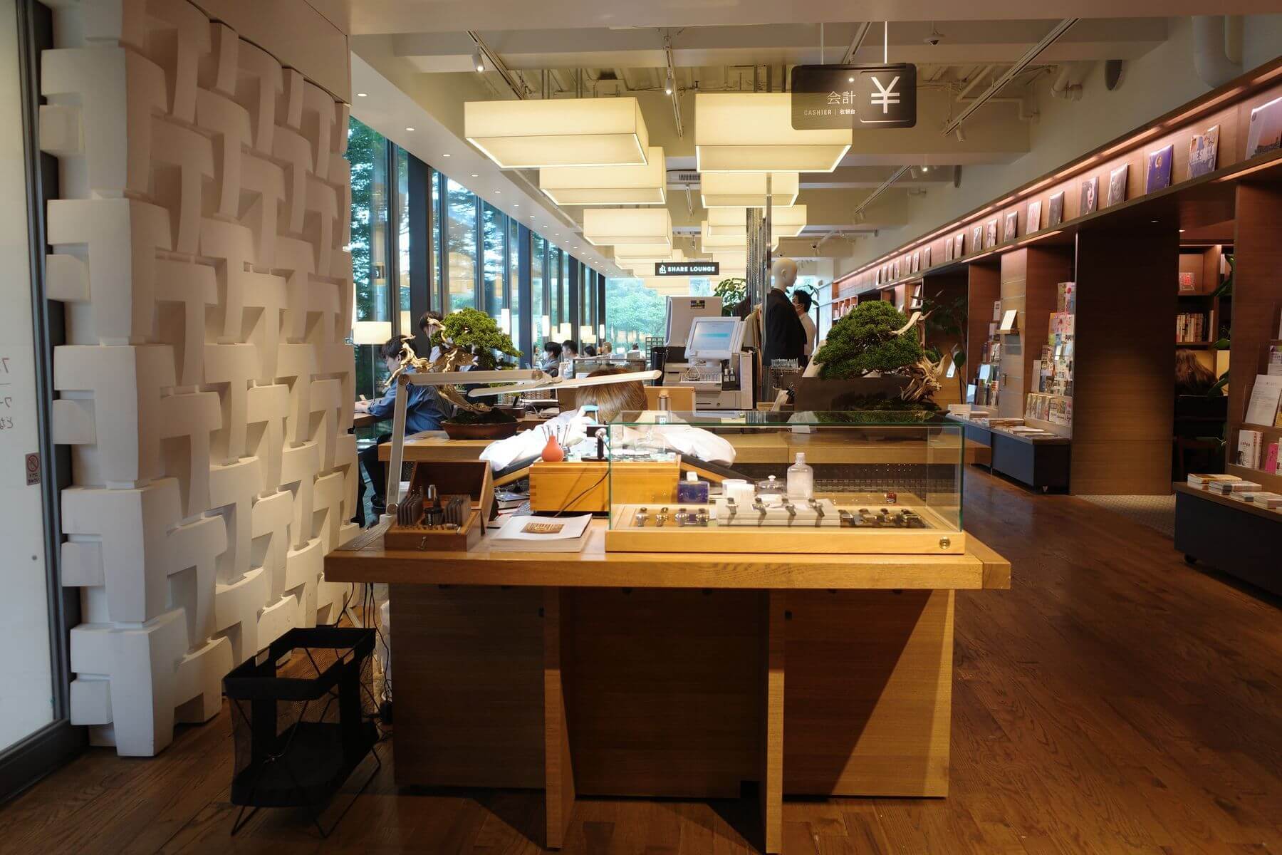  _125_https://staging.eguchi-store.jp/test01/eguchiwp/wp-content/uploads/tsutaya-10.jpg