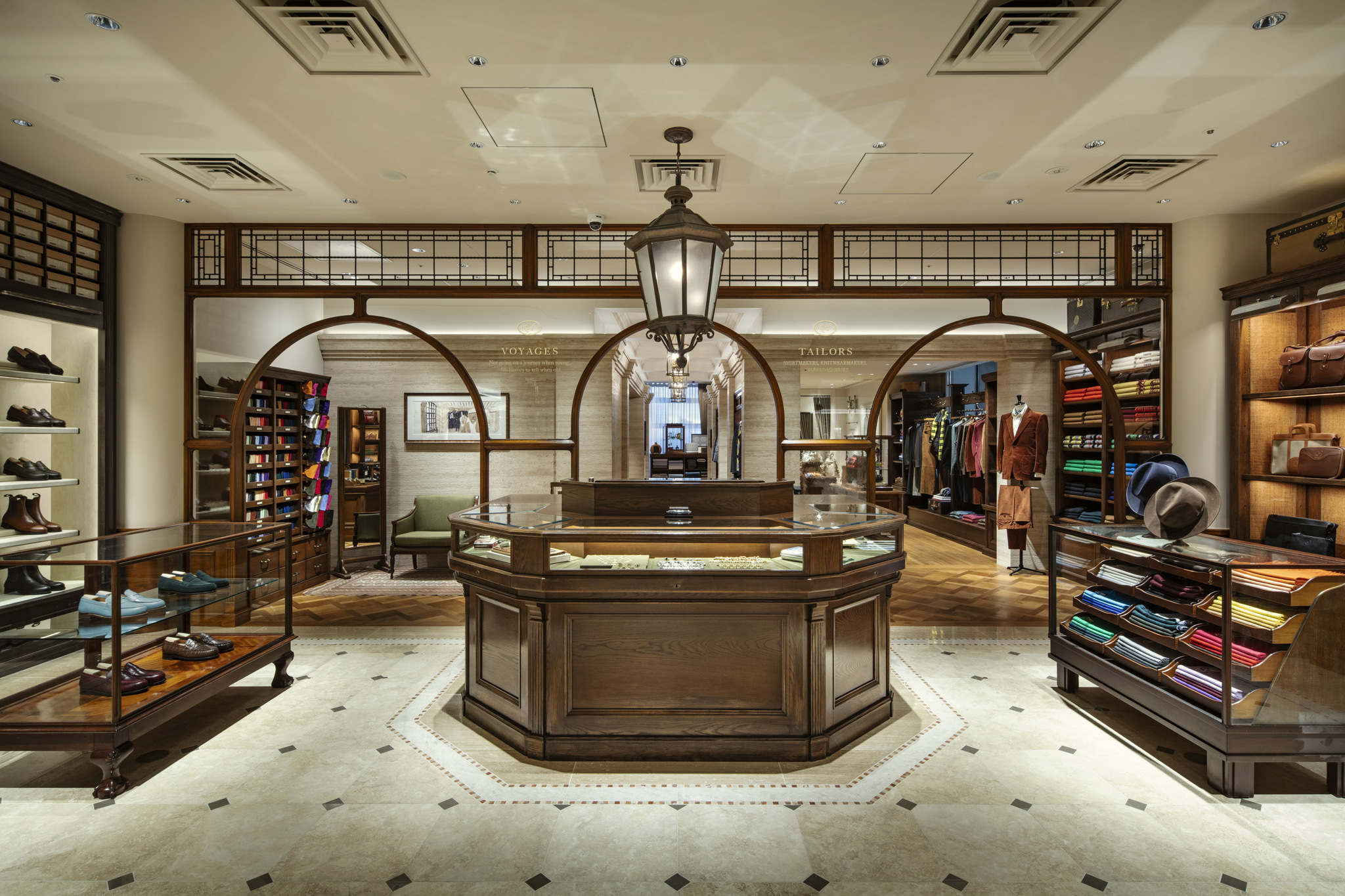 _247_https://staging.eguchi-store.jp/test02/eguchiwp/wp-content/uploads/maisonetvoyage-11.jpg